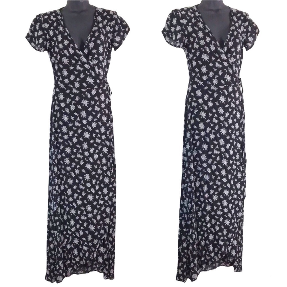 RUE21 Black White Floral Wrap Maxi Dress NEW Size SMALL